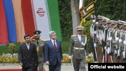 Iran -- Mahmud Ahmadinejad and Serzh Sarkisian, Tehran, 13Apr2009