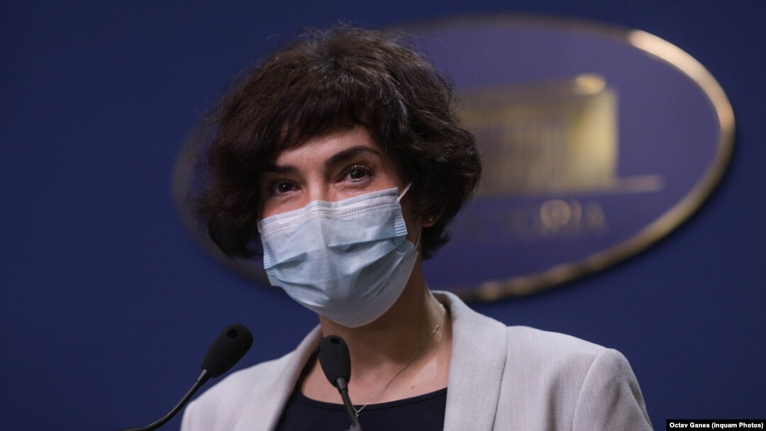 Analiza privind performanța conducerilor DSP este realizată de secretarul de stat din ministerul Sănătății, Andreea Moldovan. Imagine de la Guvern, 2021. 