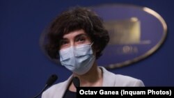 Analiza privind performanța conducerilor DSP este realizată de secretarul de stat din ministerul Sănătății, Andreea Moldovan. Imagine de la Guvern, 2021. 