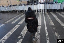 Перекрытая полицией улица в Санкт-Петербурге, 31 января 2021 года