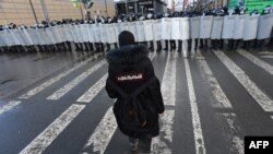 Снимка от протестите в Санкт Петербург, свикани от екипа на Алексей Навални, 31 януари 2021 г.