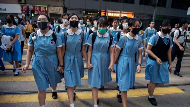 Hong Kong: 14 activiști reținuți pentru participare la reuniuni neautorizate