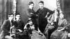 Первая татарская театральная труппа "Сайяр" — основоположники татарского театра. Фото 1908 года