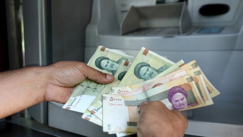 Iranski rijal pao na najniži nivo u odnosu na dolar