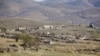 Արծվաշենը՝ դատարկ, տները փլվում են, հարևան գյուղերի ադրբեջանցիները հայերի վերադարձը չեն ուզում․ բաքվեցի լրագրողի ռեպորտաժը