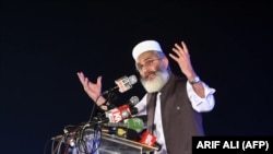 په متحده مجلس عمل کې يو لوی ګوند، جماعت اسلامي دی چې مشري يې سراج الحق کوي. 