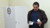 Armenia - Gagik Tsarukian, the leader of Tsarukian Bloc, casts his vote at the parliamentary election, Arinj village, 02Apr,2017