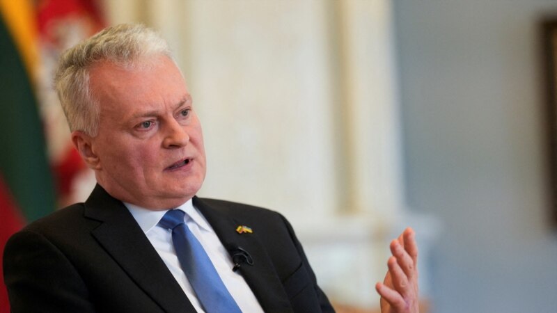 Президент Литвы лишил фигуристов государственных наград за участие в шоу на территории России