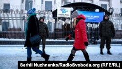 До активістів, що вийшли під російське посольство, ніхто не вийшов, 26 січня 2018