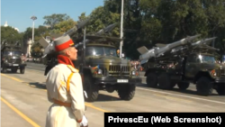 Tehnică militară sovietică la parada militară din 2011 de la Chișinău
