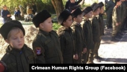 Школьники в Керчи принимают присягу казаков, архивное фото