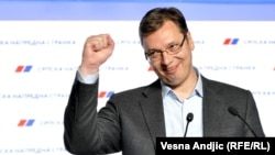 Aleksandar Vučić u izbornom štabu SNS