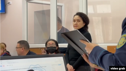 Ол күйеуін ұрып тастады (видео)