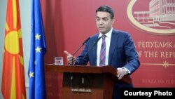 Министерот за надворешни работи Никола Димитров.