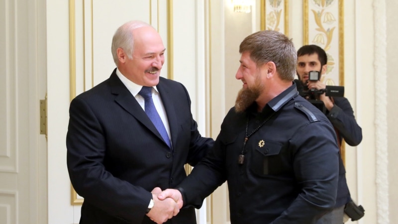 Президент Лукашенко ба Рамазон Қодиров орден тақдим кард