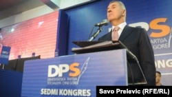 Milo Đukanović na kongresu DPS-a