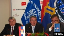 Mladen Bosić, Mladen Ivanić i Milanko Mihajlica prilikom potpisivanja koalicionog sporazuma, Foto: Erduan Katana