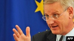 Former Swedish Foreign Minister Carl Bildt: "There were those who said that 'Putin is not going to do this, Putin is not going to do that,' and since then Putin has done virtually everything."