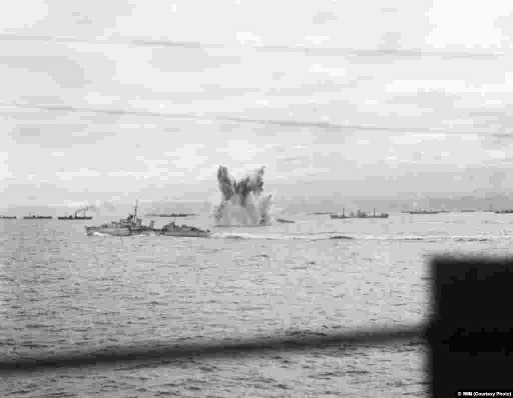 An underwater detonation erupts next to the &quot;HMS Ashanti&quot; in September 1942.&nbsp;