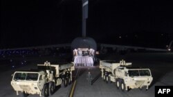 Американские военные доставили фрагменты THAAD в Южную Корею. Март 2016 года