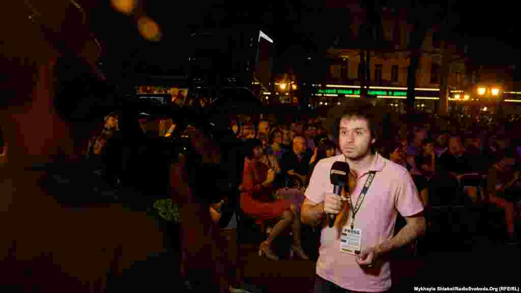 Одеські репортери включалися в ефір майже з-під самої сцени 