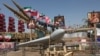 Iranski sistemi dronova i raketa izloženi su na trgu Azadi u Teheranu 30. jula.