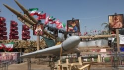 Iranski sistemi dronova i raketa izloženi su na trgu Azadi u Teheranu 30. jula.