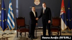Грчкиот премиер Алексис Ципрас и претседателот на Србија, Александар Вучиќ на средба во Белград