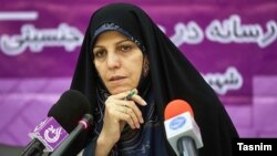 شهیندخت مولاوردی، معاون رئیس جمهوری ایران، فهرست نامزدهای زن برای وزارت را به حسن روحانی ارائه کرده است.