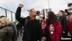 Protesti u Beogradu 29. marta 2025. godine protiv izveštavanja Informera, vodećeg tabloida bliskog vlasti, optužujući ga za vođenje medijske kampanje u korist vlasti i podsticanje nasilja nad demonstrantima.