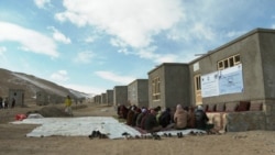 بازگشت‌کنندگان افغان در بامیان با وجود دریافت خانه، هنوز از خدمات ابتدایی محروم‌اند