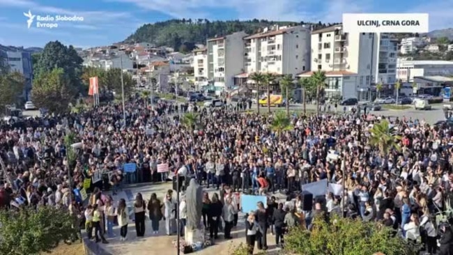 'Istina za Dritu': Protest u Ulcinju zbog smrti porodilje