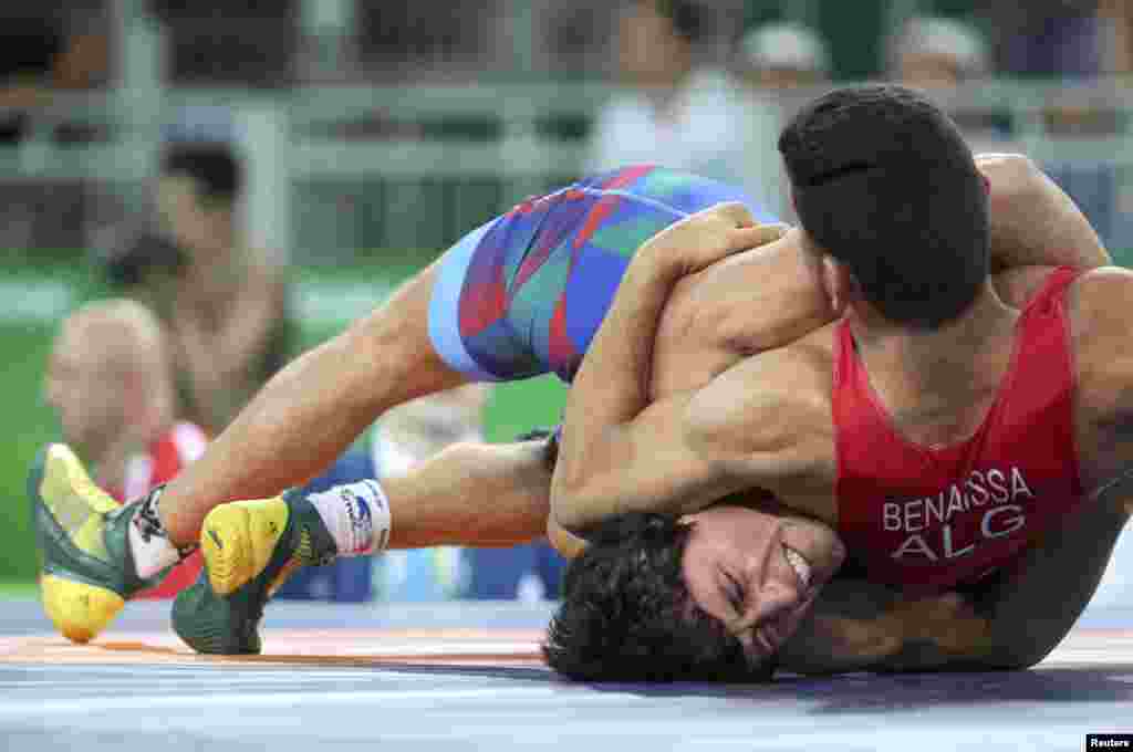 Güləşçi 1/4 finalda əlcəzairli idmançısı Tarek Əziz Benaissa ilə qarşılaşıb və yenə də 10:2 hesabı ilə qalib gələrək yarımfinala çıxıb. Yarımfinalda onun rəqibi Ermənistan idmançısı Miqran Arutunyan olub.