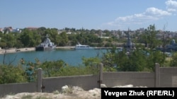 Воинская часть в Карантинной бухте Севастополя, архивное фото