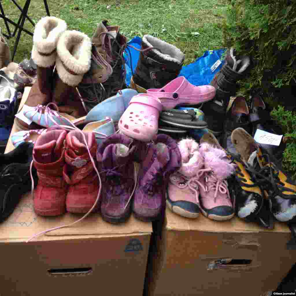 Лелийна хIуманаш юхкуш базар хIоьттина ПрахIина уллехь йолчу Розтоки (Roztoky) - гIалахь. Кхера а вала мега шайн да.&nbsp;