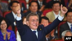 مون جه‌این رئیس‌جمهوری لیبرال کره جنوبی نزدیک به چهار ماه است که قدرت را در دست دارد