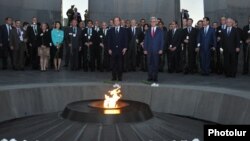 Armenia - President Serzh Sarkisian and French President François Hollande visit the Armenian Genocide memorial in Yerevan, 12May2014.