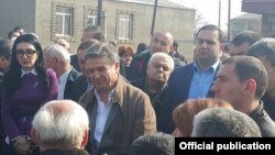 Armenia - Prime Minister Karen Karapetian (C) meets voters during an election campaign trip to Lernamerdz village, 8Mar2017.