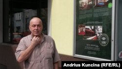 Томаш Крчмарж рядом со своим отелем Brioni Boutique в Остраве.