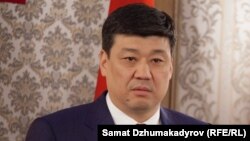 Бакыт Төрөбаев.