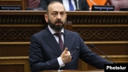 Armenia - Foreign Minister Ararat Mirzoyan speaks in the Armenian parliament, Yerevan, January 21, 2026.