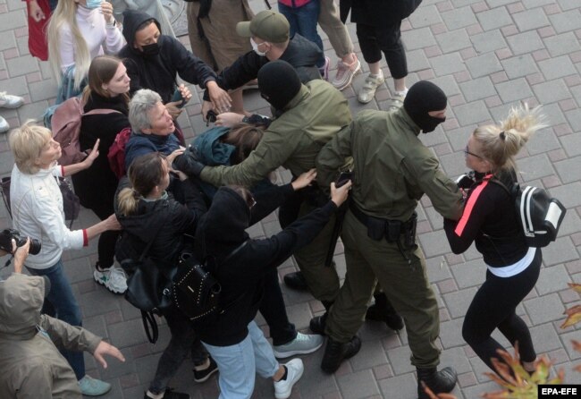 Задержания граждан в Минске