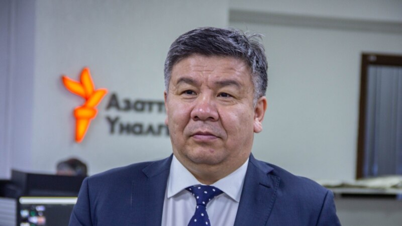 Шыкмаматов: Казакстанда саясий кландар арасында тиреш күчөйт