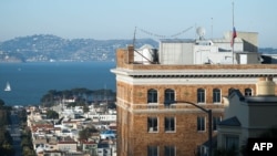 Konsulata ruse në San Francisko. Fotografi nga arkivi 