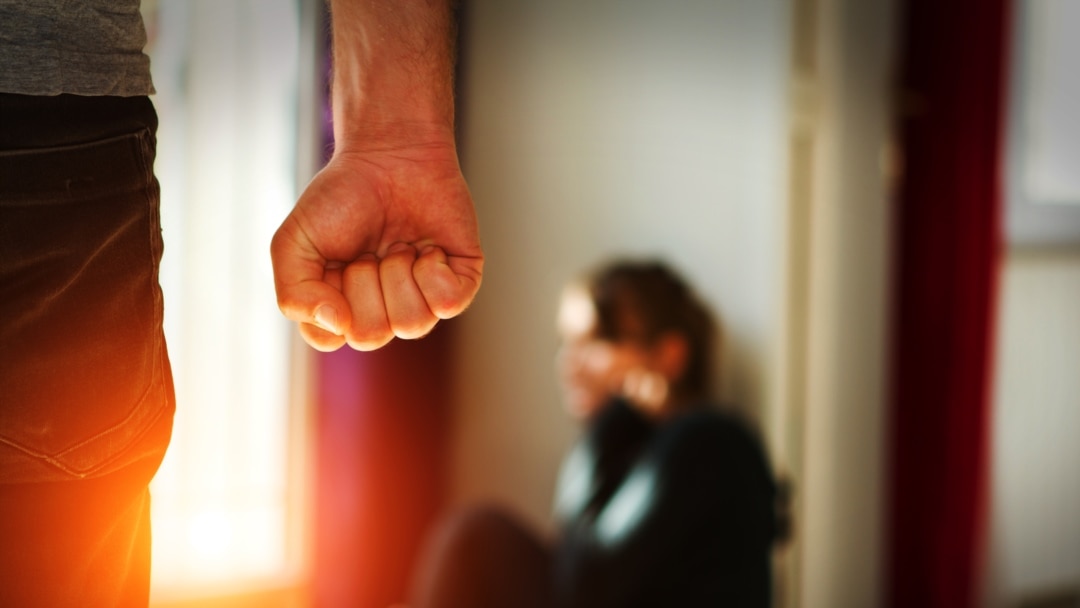 Онлайн порно: Мен оны мұғалімге қатты қинадым