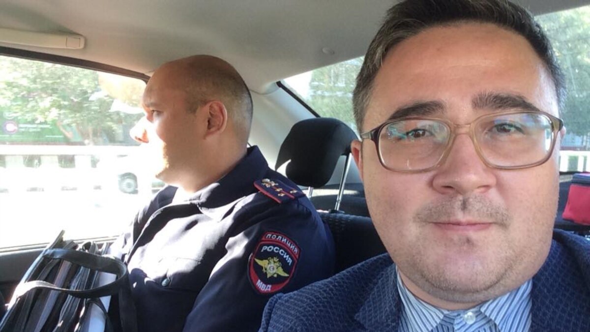 Учитель из Набережных Челнов Раушан Валиуллин просит признать ...