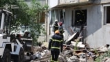 Разрушения после одного из налетов на Луцк
