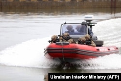 Учения Национальной гвардии Украины в акватории Мариупольского морского порта. 19 апреля 2021 года