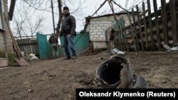 Наслідки обстрілів у селищі Новолуганське, Донецька область, 19 грудня 2017 року