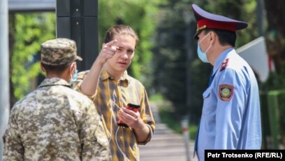 Жас әйелді арбау онлайн порно Оля порно